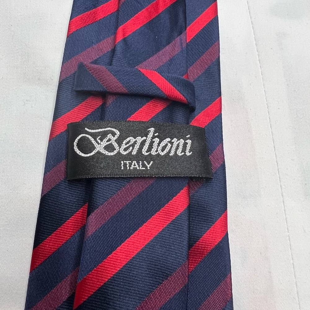 Men’s tie - Picture 3 of 3